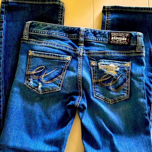 Express size 6 bootcut - Picture 2 of 3